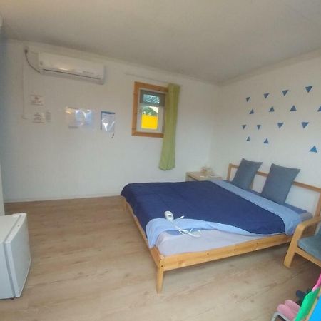 Jeju 2Jj Hotel Сеогвипо Екстериор снимка