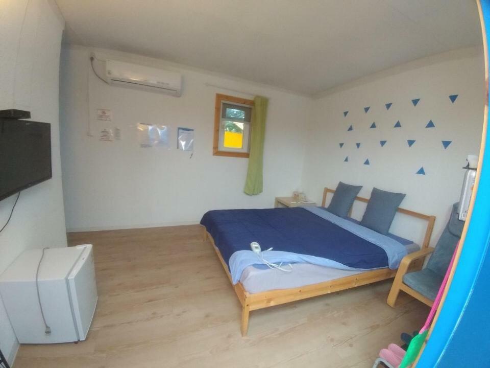 Jeju 2Jj Hotel Сеогвипо Екстериор снимка